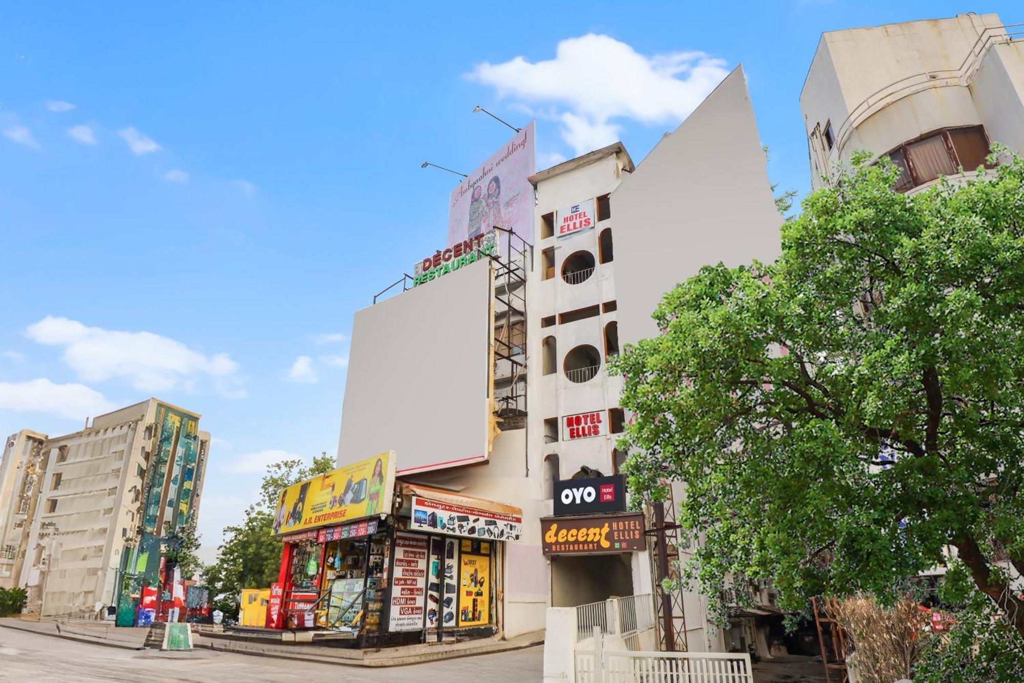 Hotel O Ellis Ahmadábád Kültér fotó