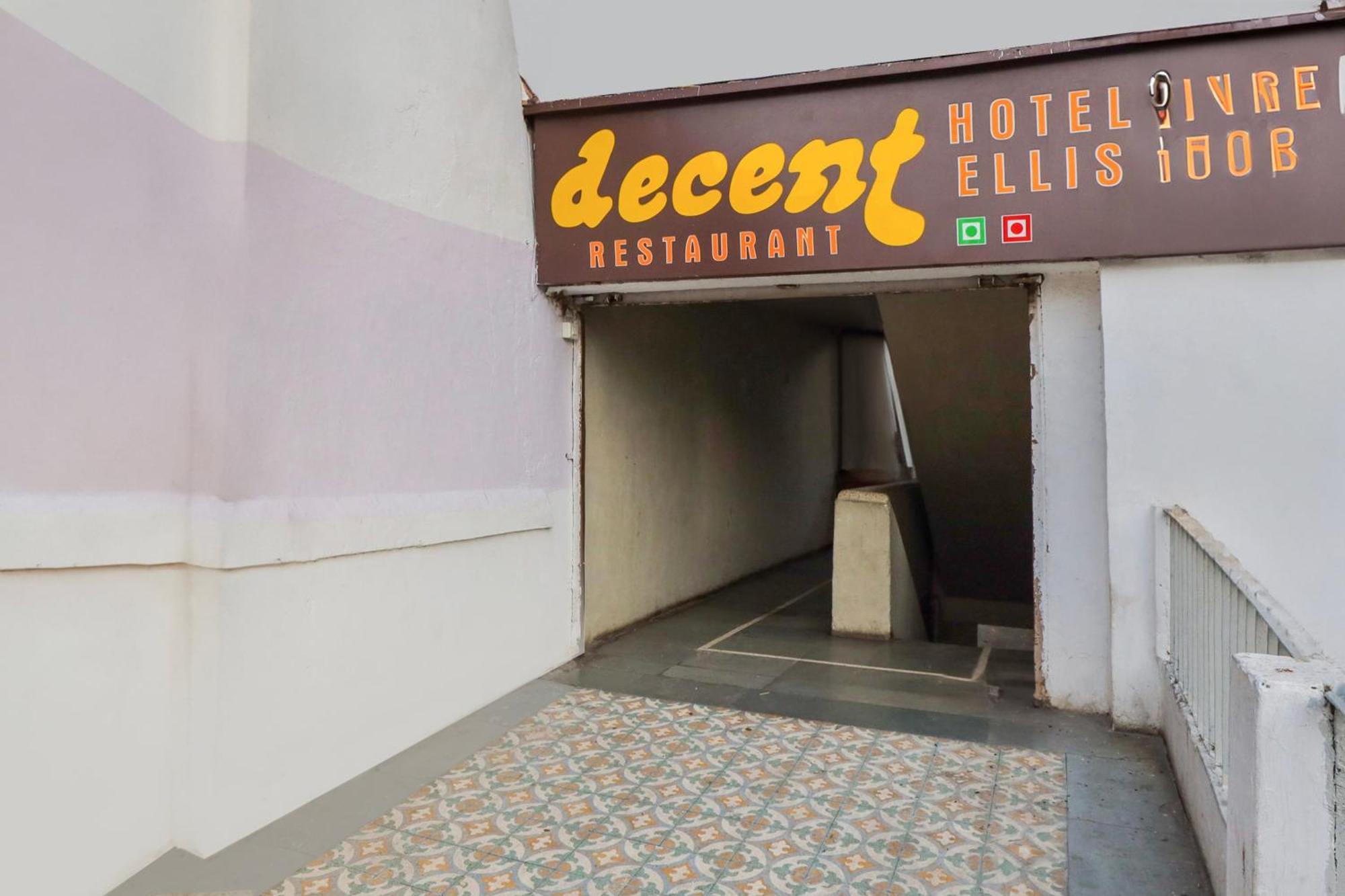 Hotel O Ellis Ahmadábád Kültér fotó