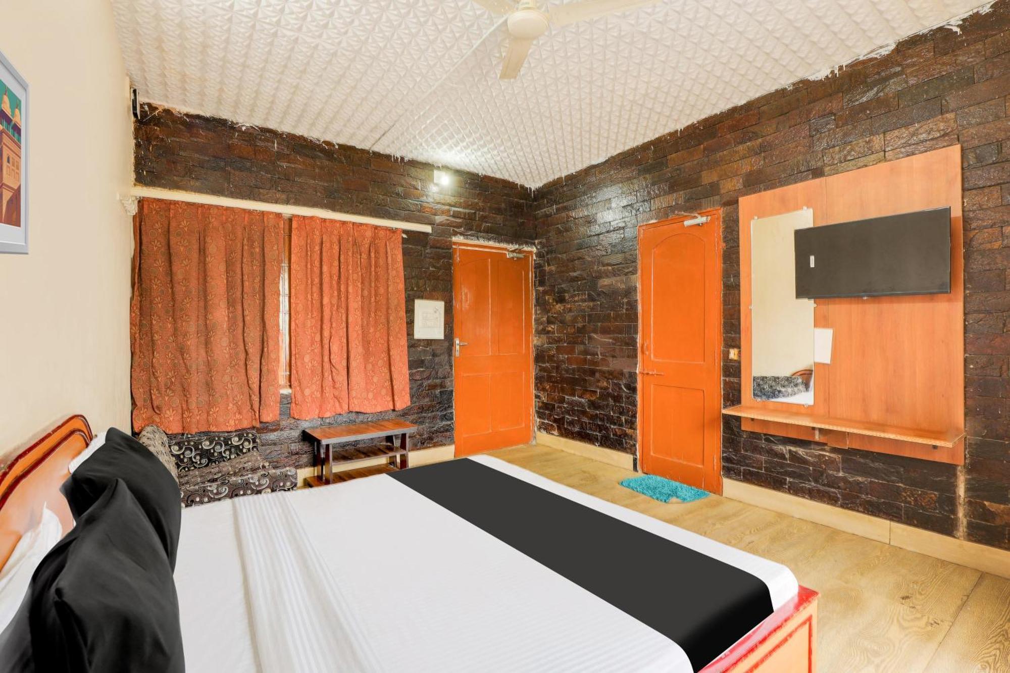 Hotel O Ellis Ahmadábád Kültér fotó