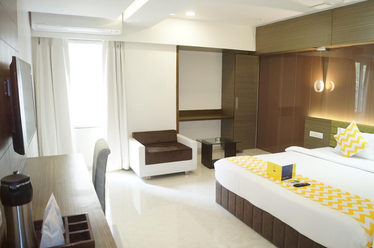 Hotel O Ellis Ahmadábád Kültér fotó